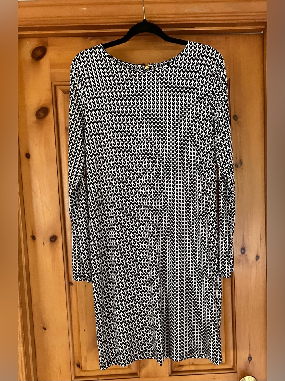 MICHAEL Michael Kors Black and White Long Sleeve Shift Dress